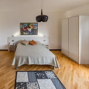 Opera House Bed and breakfast